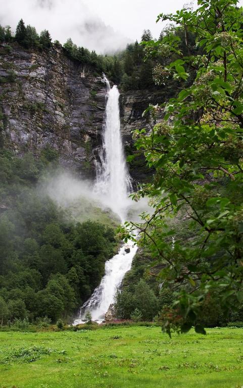 Hotel La Cascata Augio Buitenkant foto